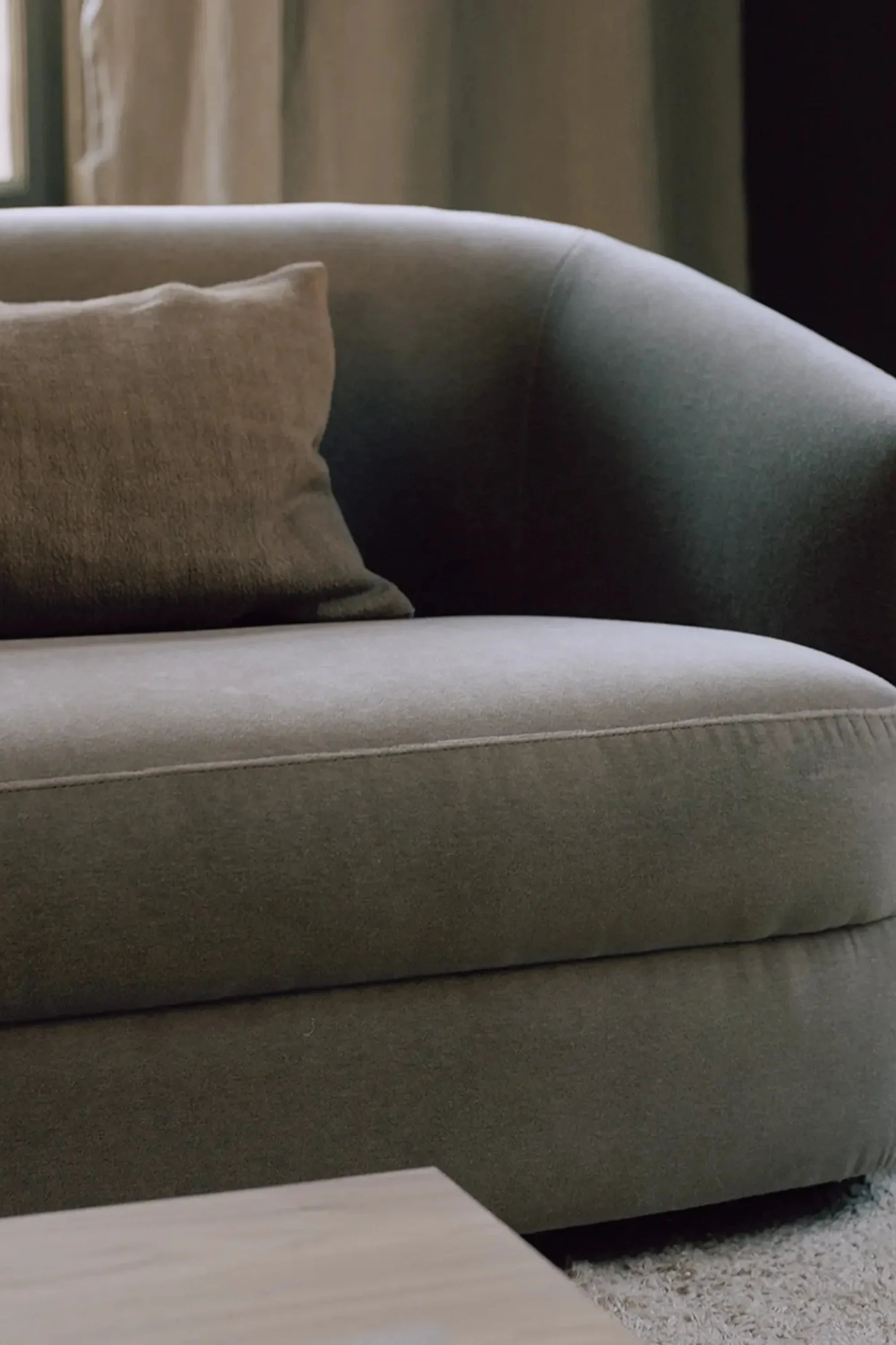 Covent Sofa Narrow 2-Seater