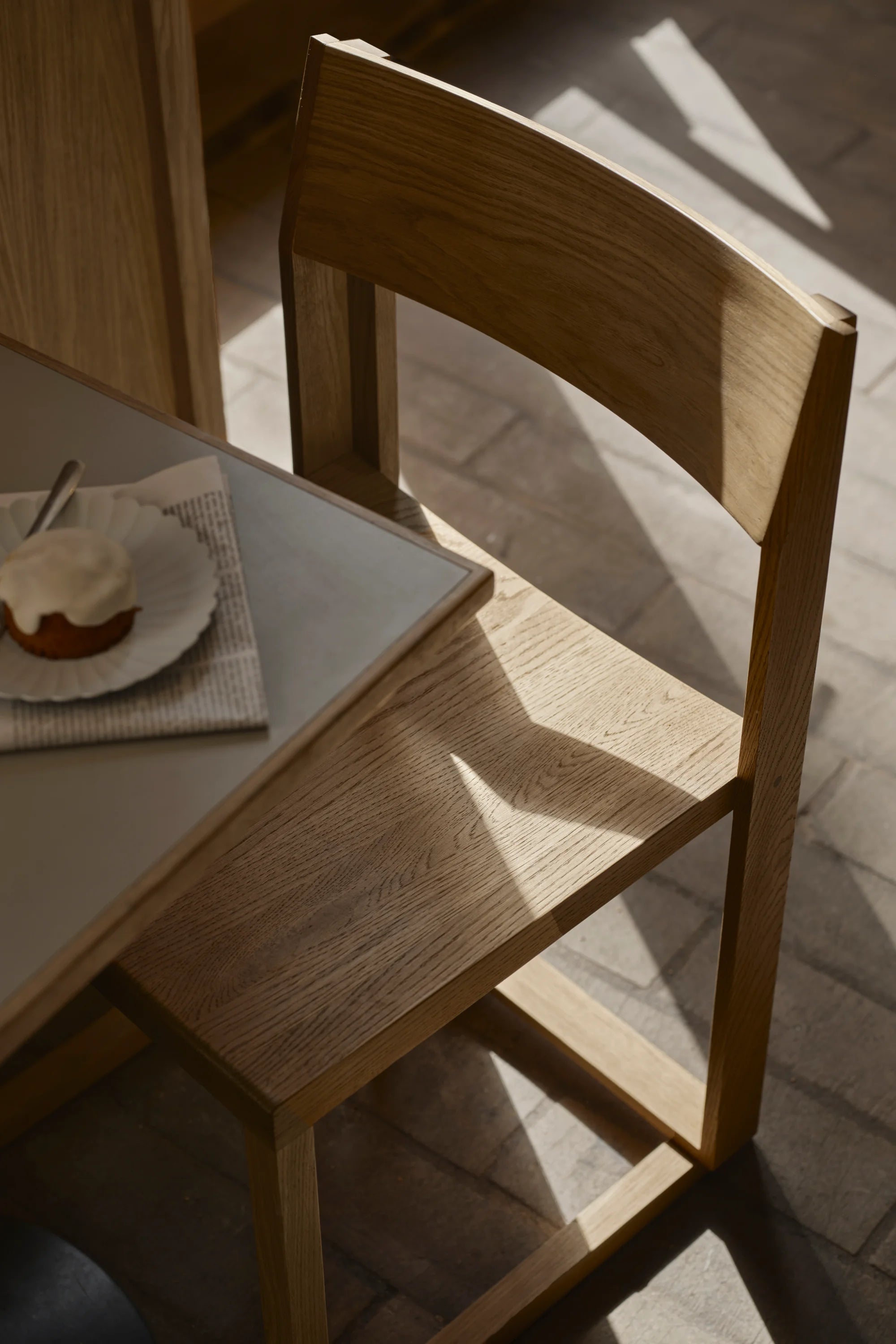Outline Chair - THAT COOL LIVING