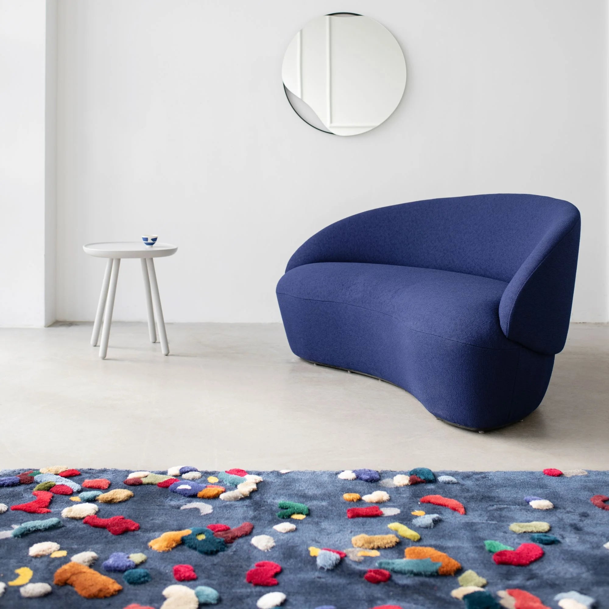 Naïve 2-seater Sofa