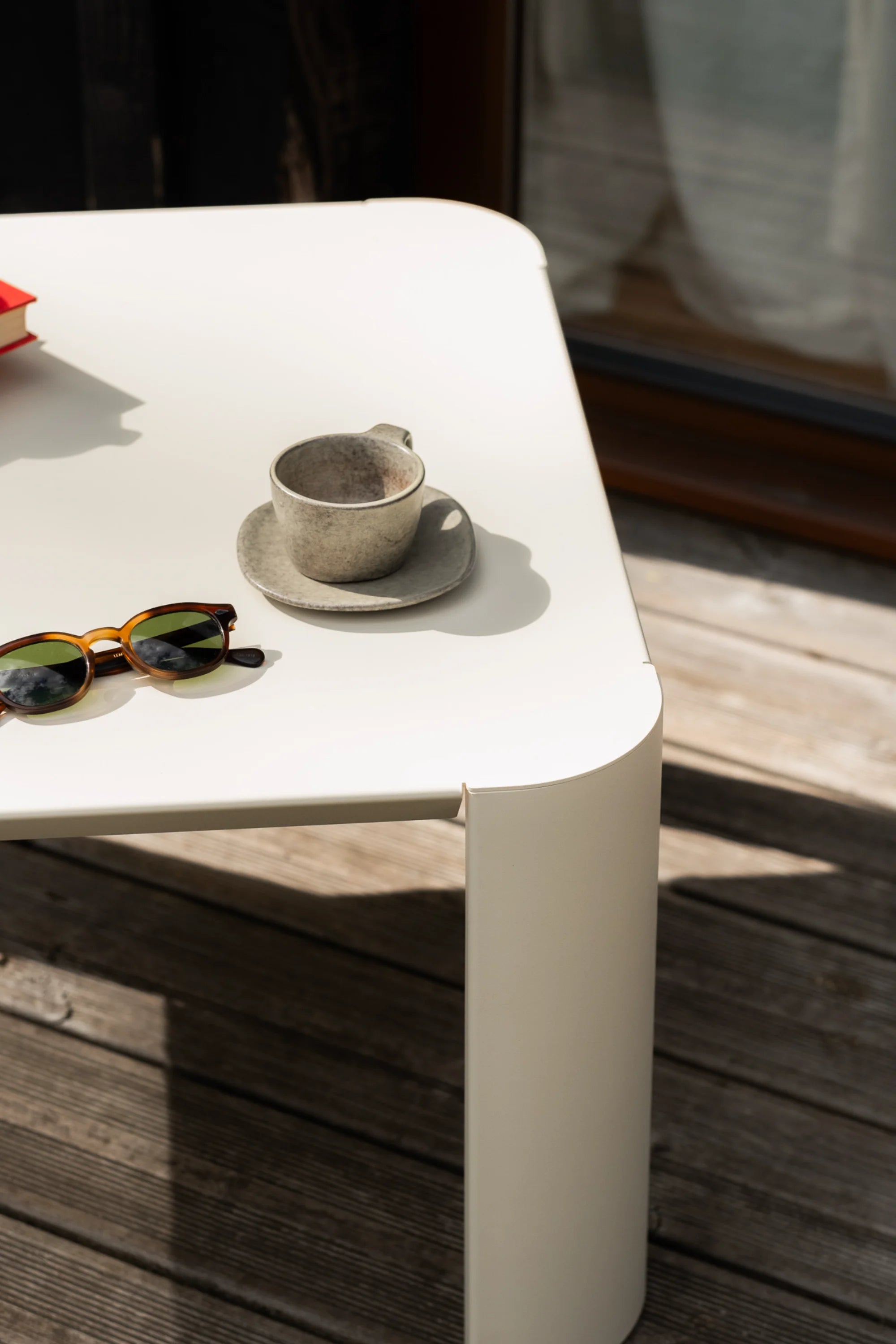 Outdoor Fli Coffee Table