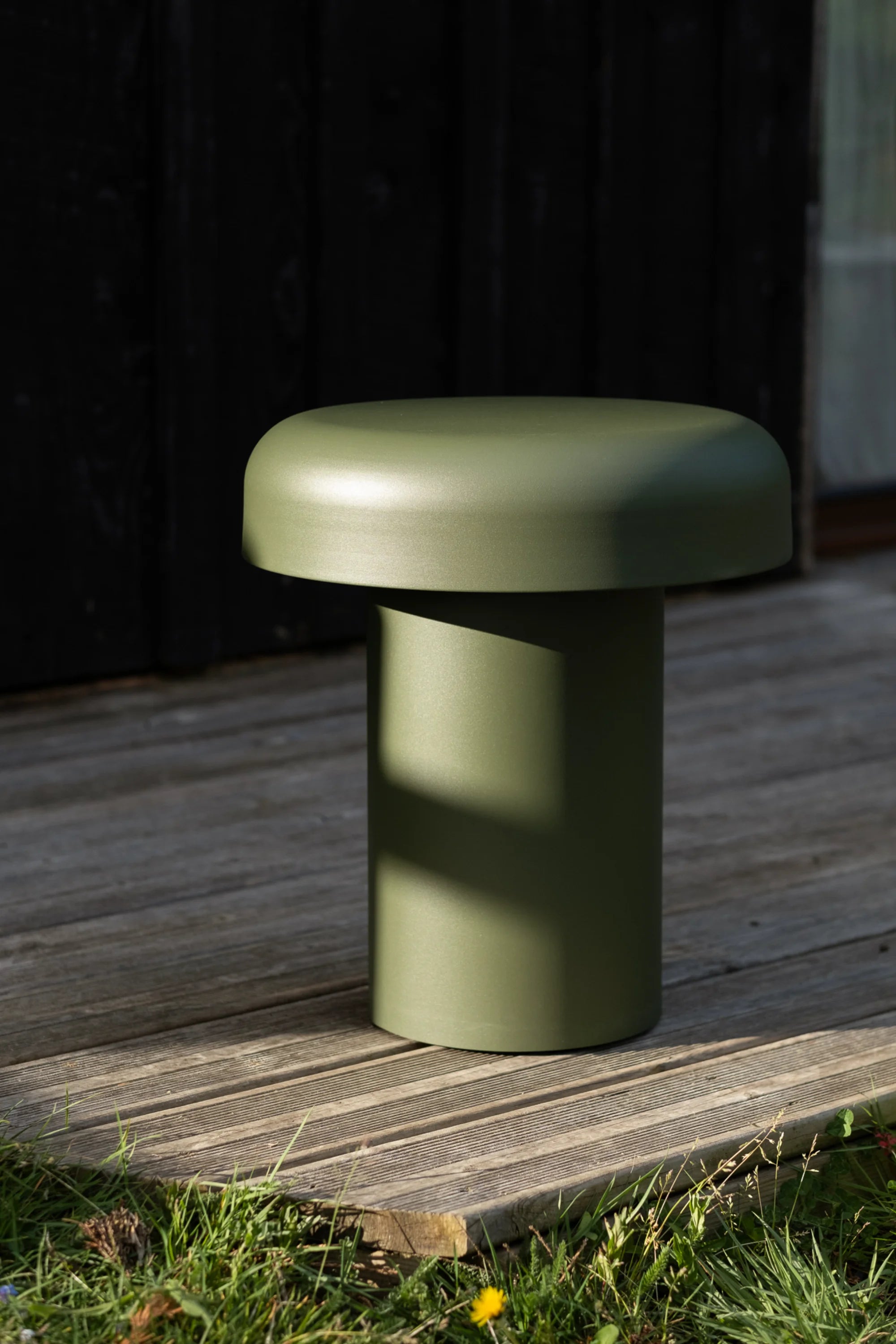 Outdoor Miko Side Table