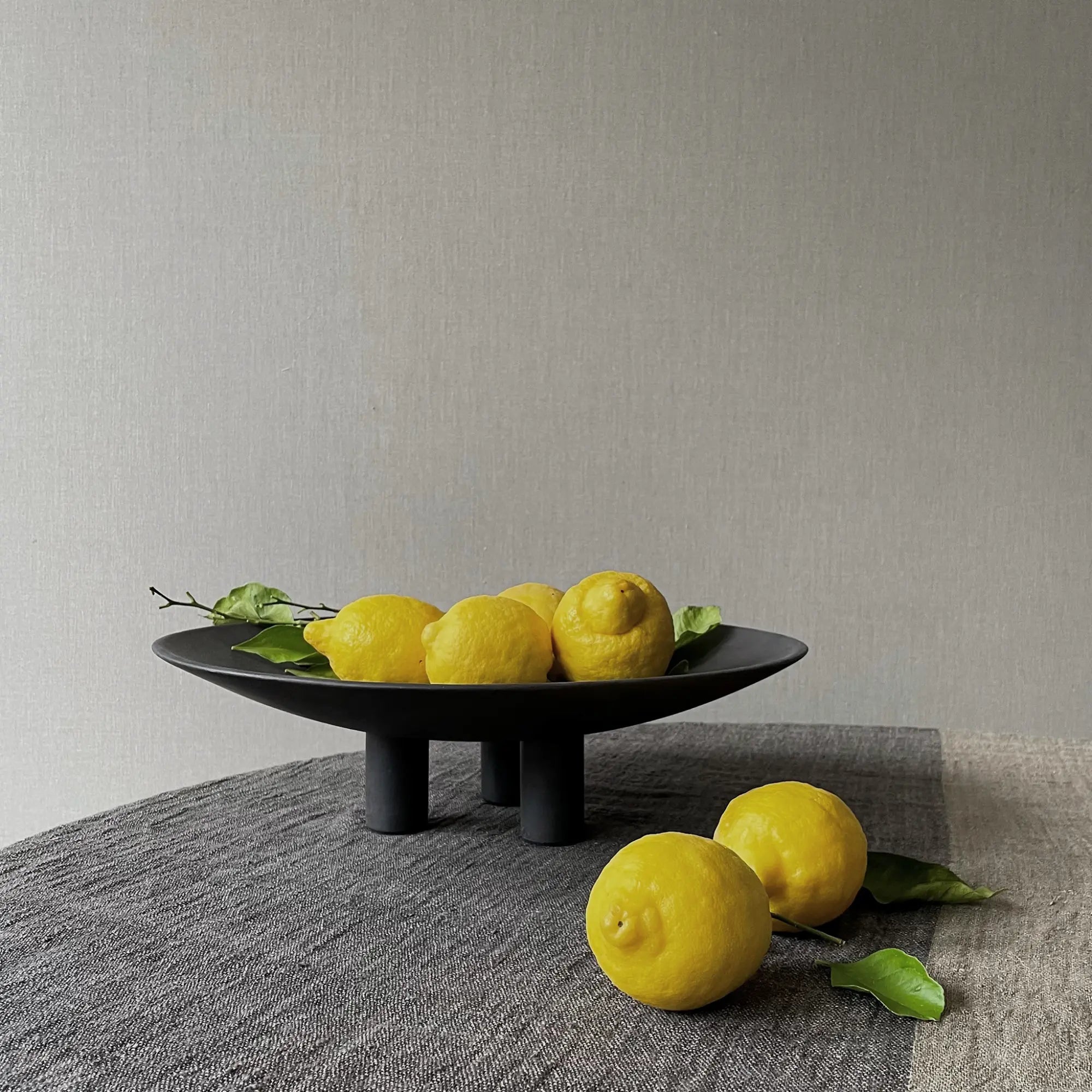 Beautifully crafted Duck Plate - Big, perfect for serving meals