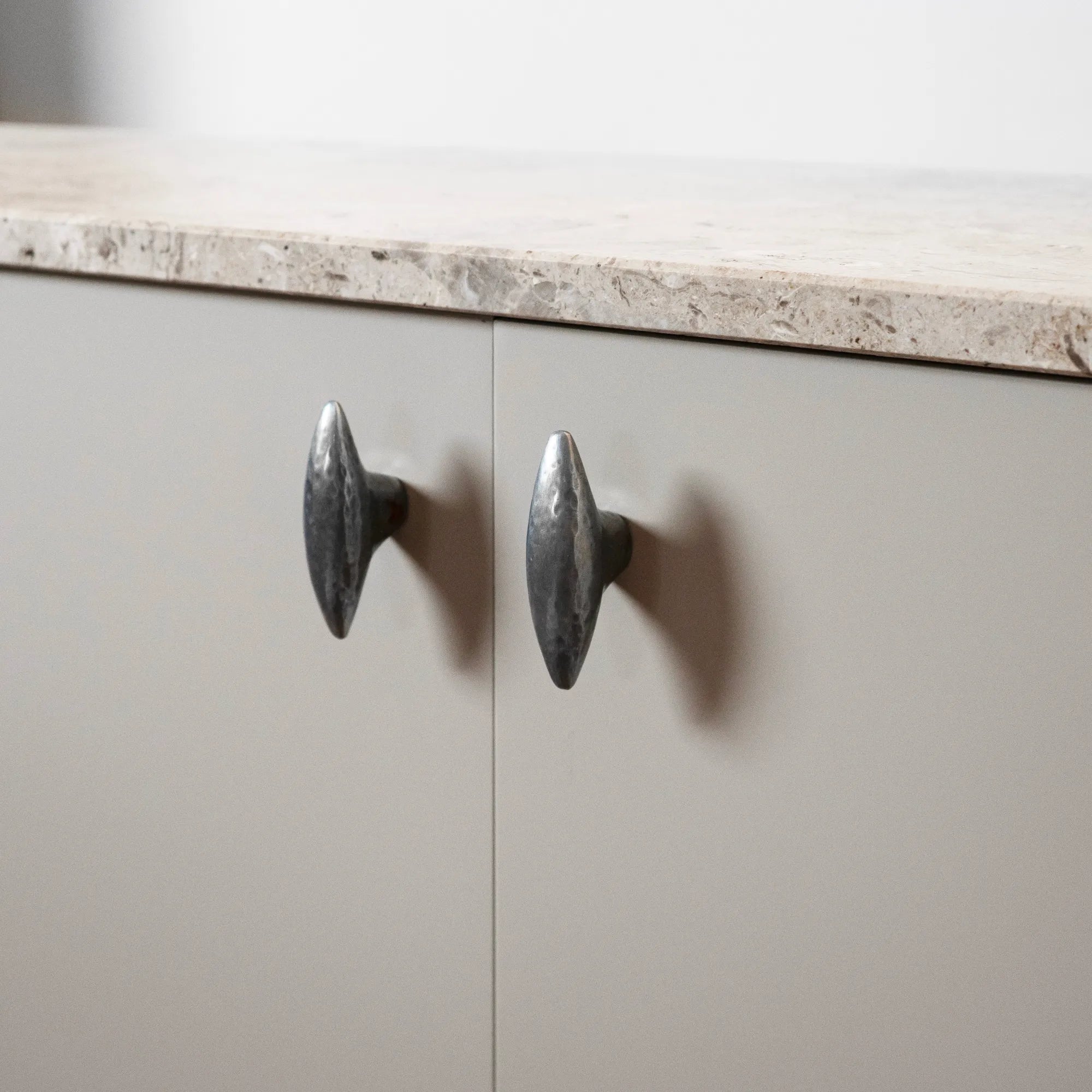 Belle Knob - Set of 2 - Zinc - THAT COOL LIVING