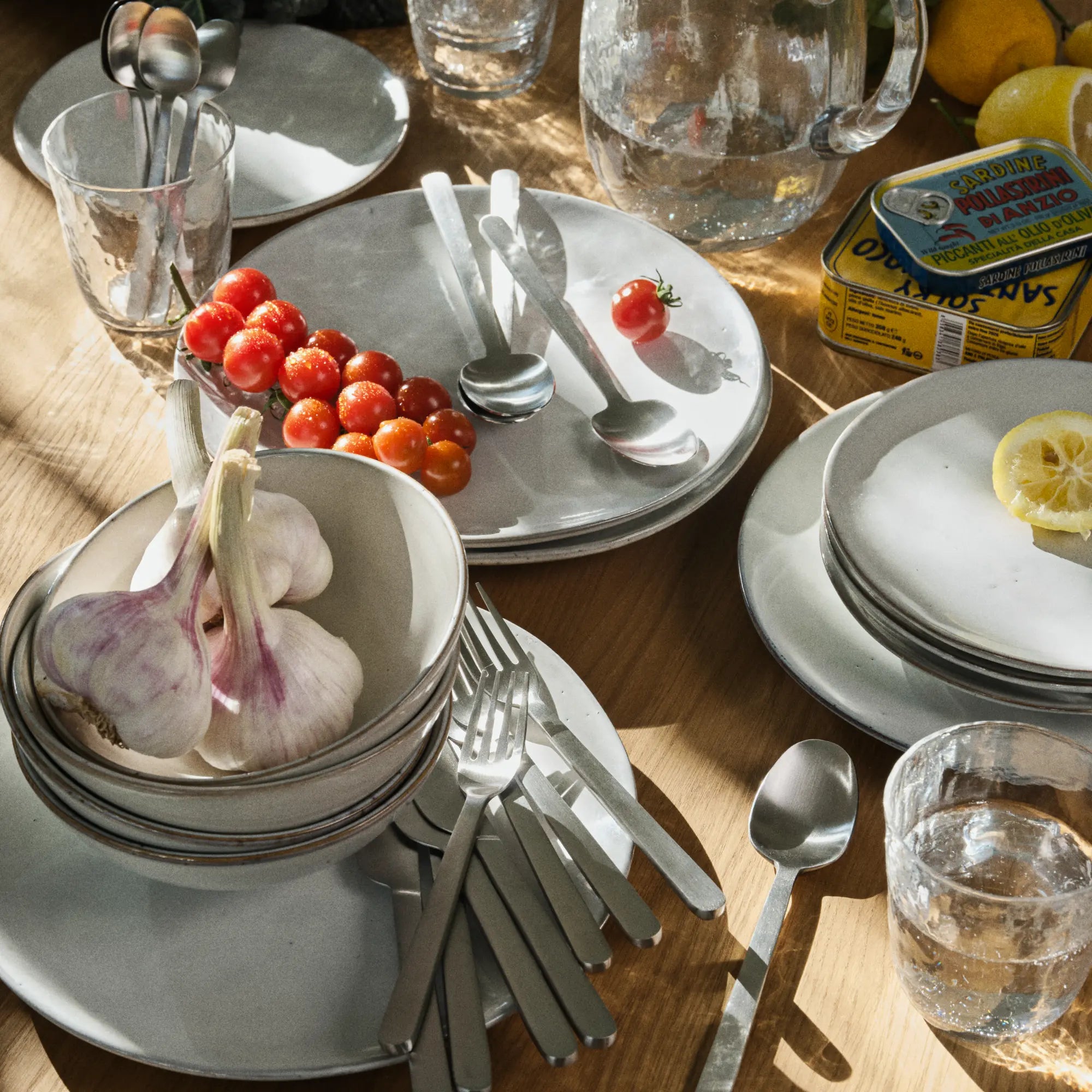 Nordic Sand Dinner Set for 4