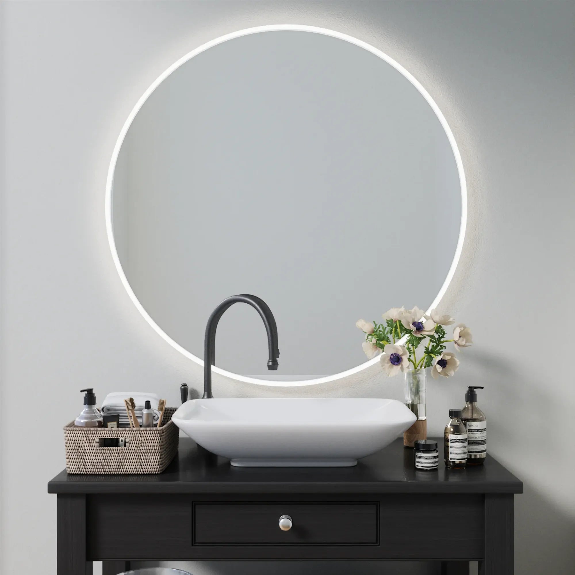 Round Mirror with Lights