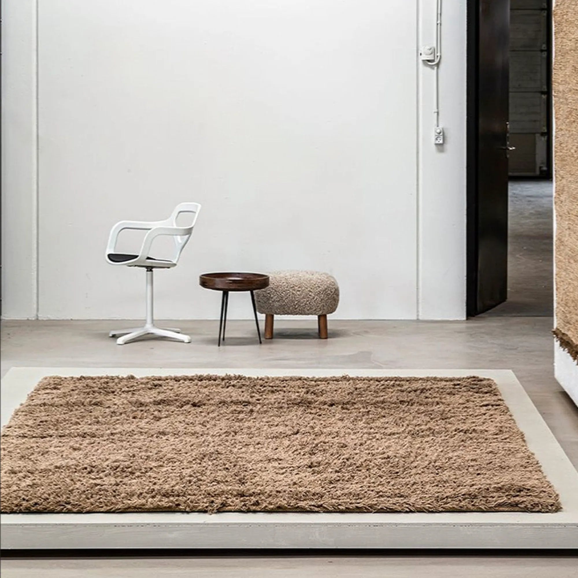 Abstract Rya Rug with a mix of textures and a contemporary color palette