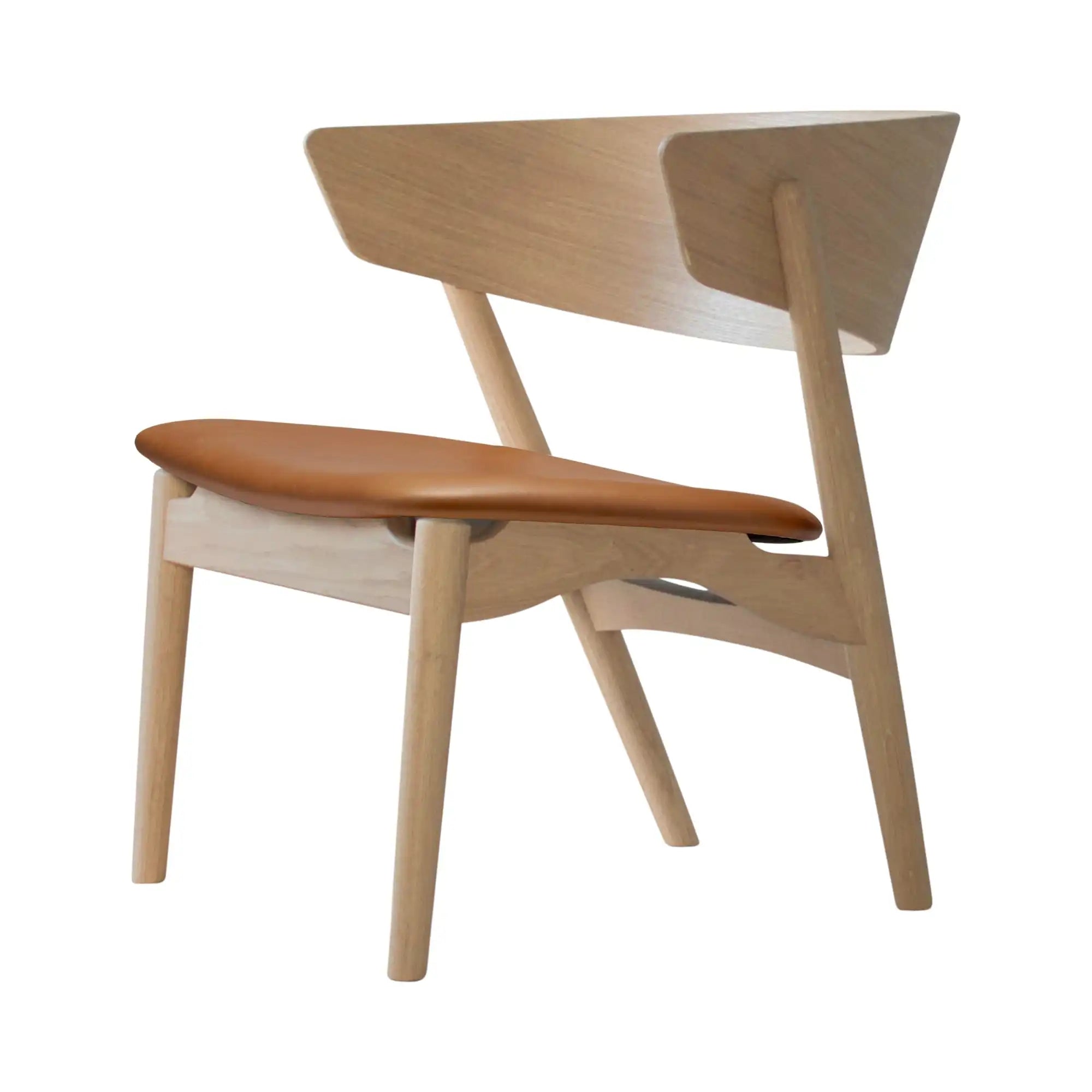 Modern and stylish No 7 Lounge Chair with comfortable cushioning and sleek design for ultimate relaxation