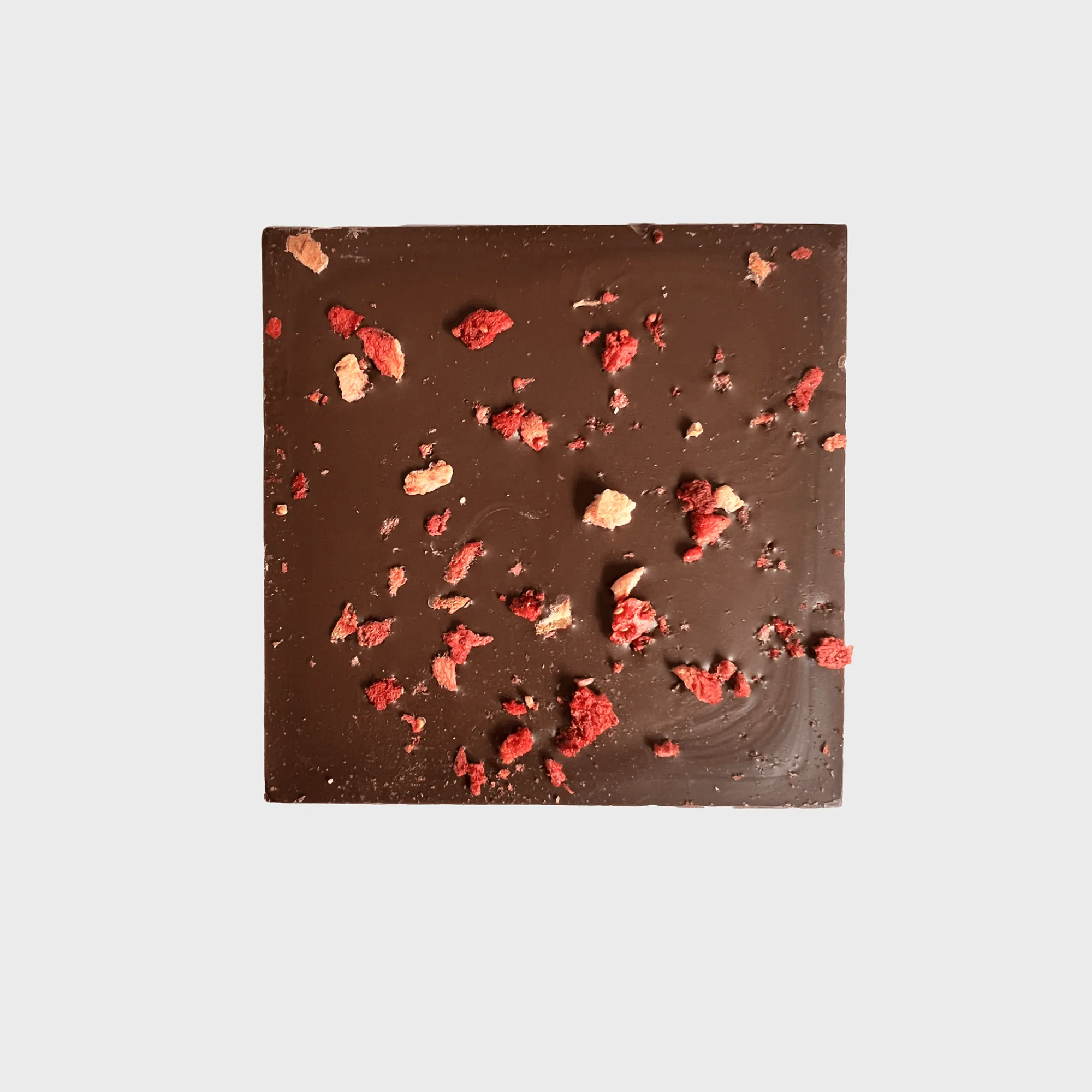 Delicious and indulgent strawberry chocolate bar with 49% cocoa content