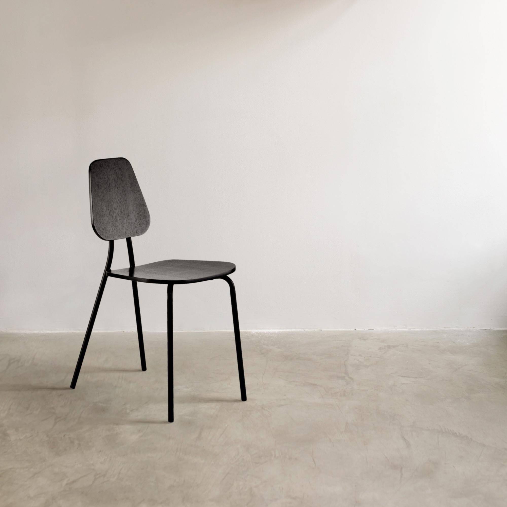 Hoya Chair - Black - THAT COOL LIVING