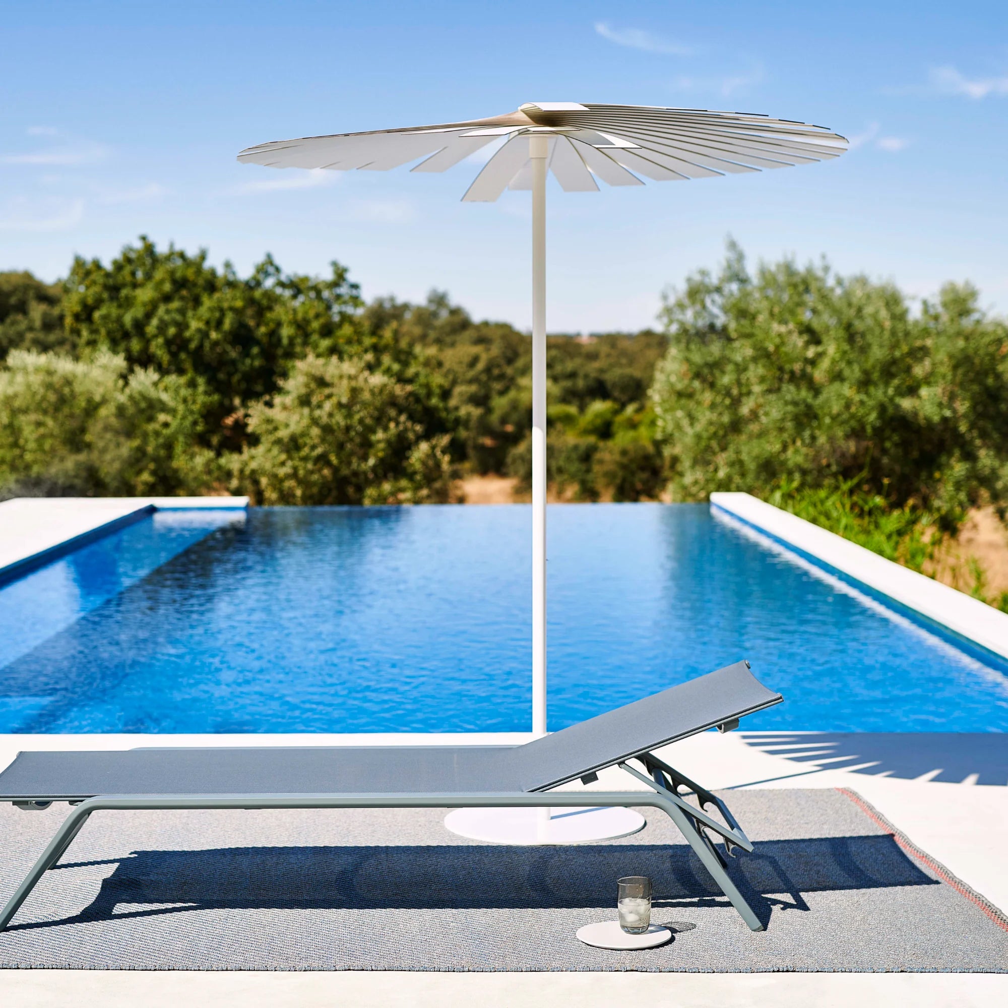 Ensombra Folding Parasol with Table