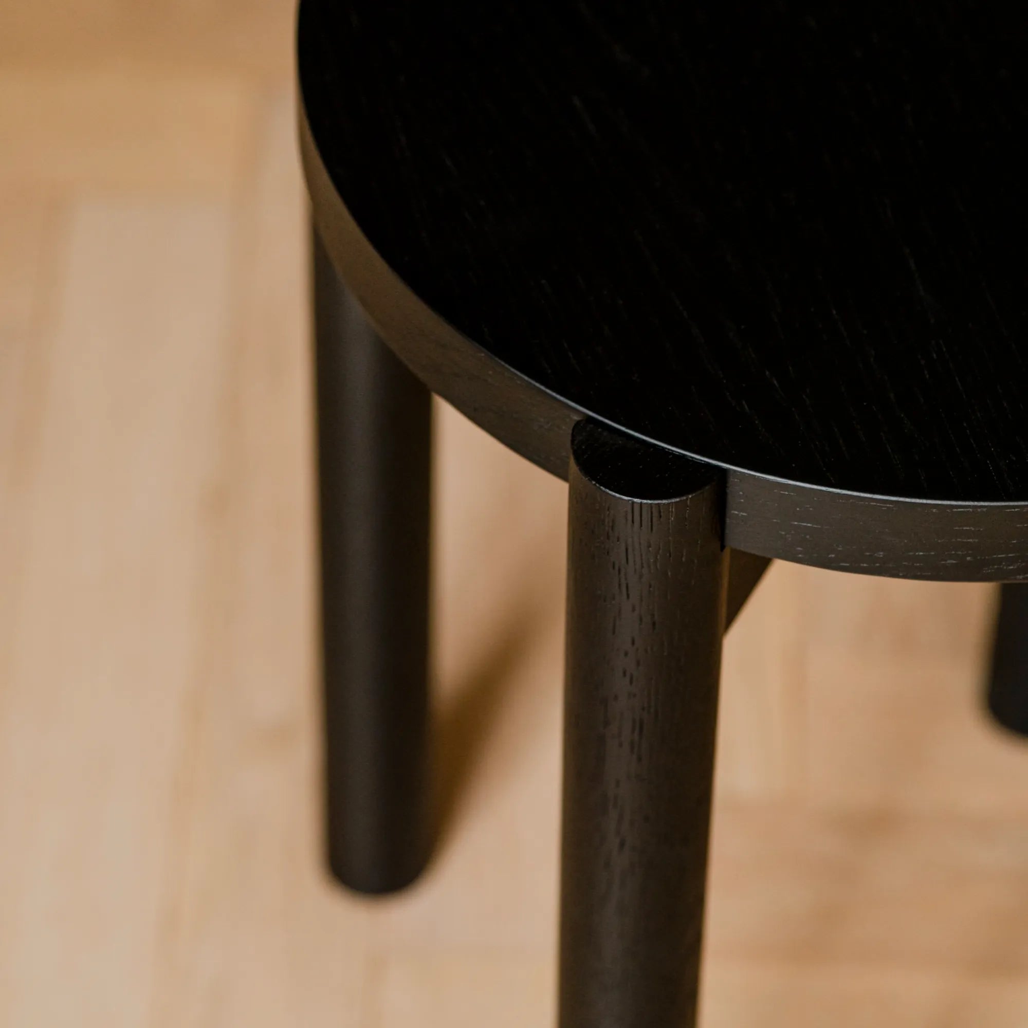 Hopp Stool